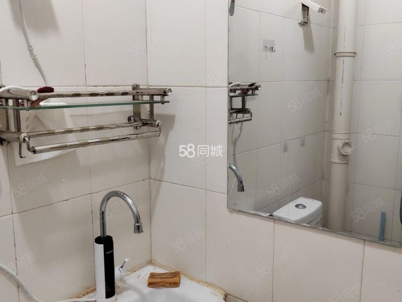 北晨嘉园1室1厅1卫58㎡南31万