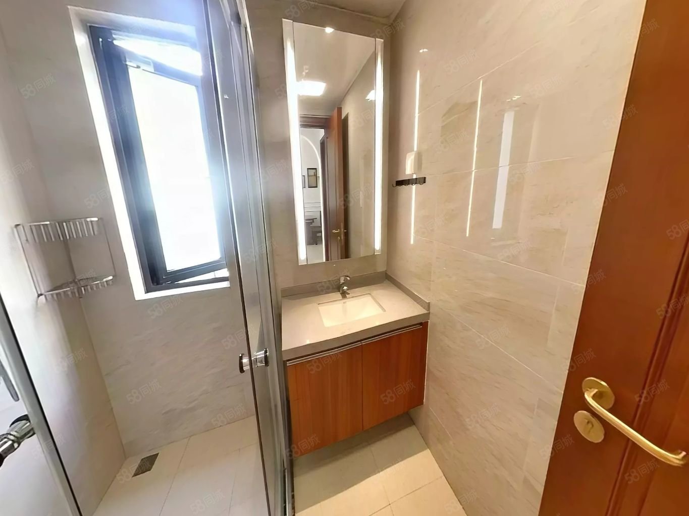 恒大绿洲3室2厅1卫100㎡南北68.8万