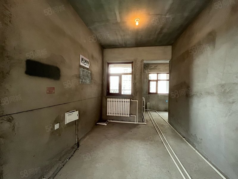 呼伦万丽城毛坯电梯面积楼层任选近盛和湖畔湖畔明珠三馆一湖