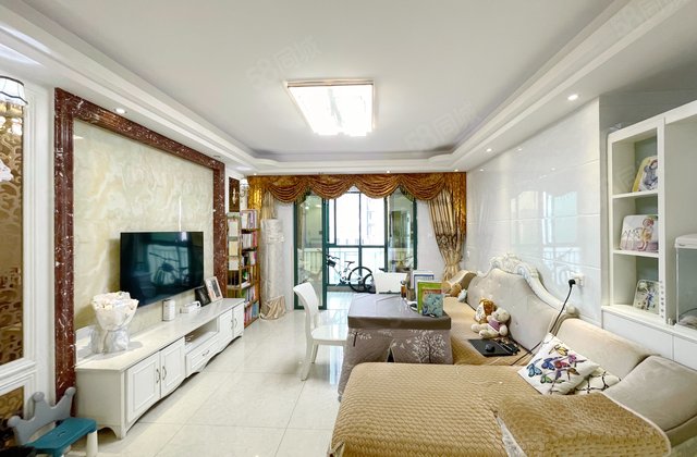 富基世纪公园桃园3室2厅115.5㎡68万二手房图片