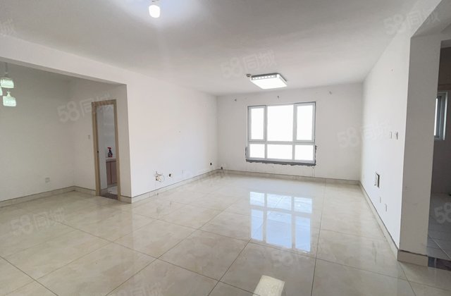 急售 汽车站 万达 89.8万三室朝阳 双阳台 双卫 凤凰层