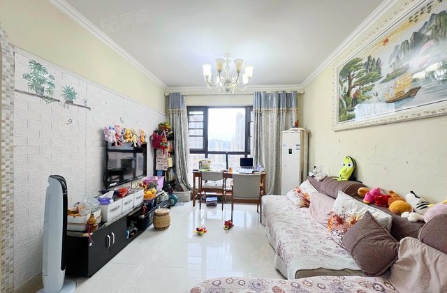 首信首御3室2厅80㎡165万二手房图片