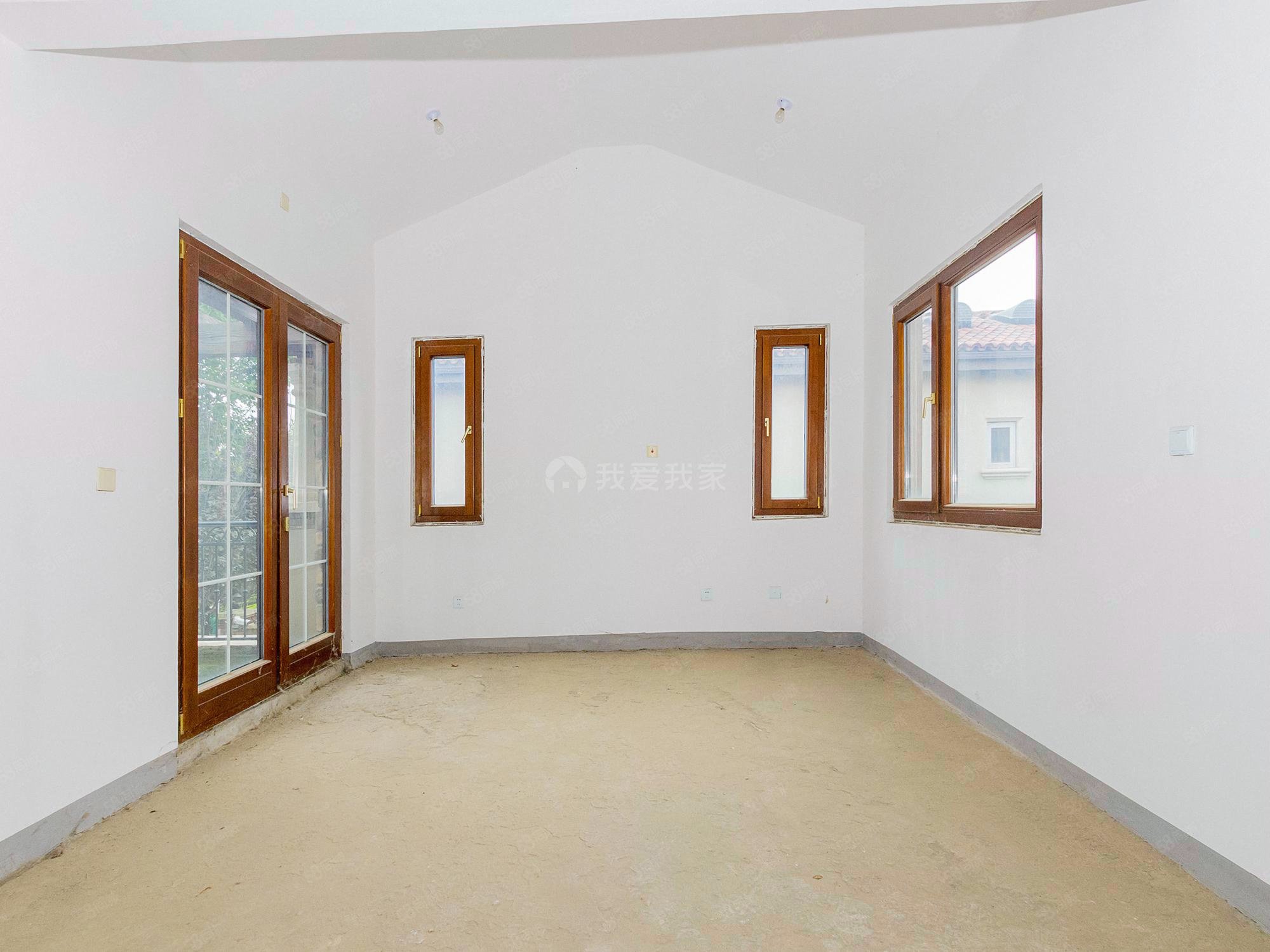 御湯山熙園8室3廳4衛(wèi)455.27㎡南北1280萬(wàn)