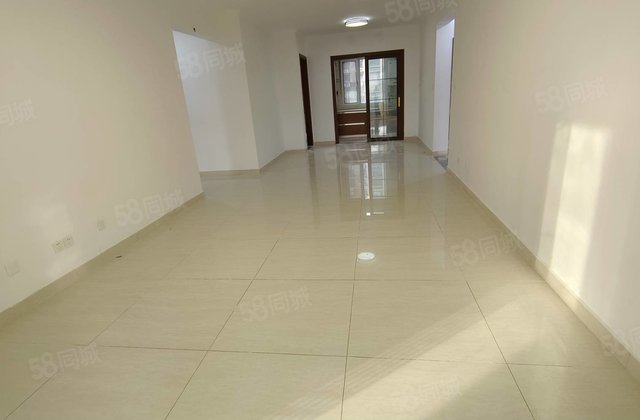 东昌实验 人车分流 四叶草 免 有车储