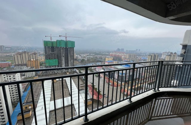 东方时代广场3室2厅125.21㎡38万二手房图片