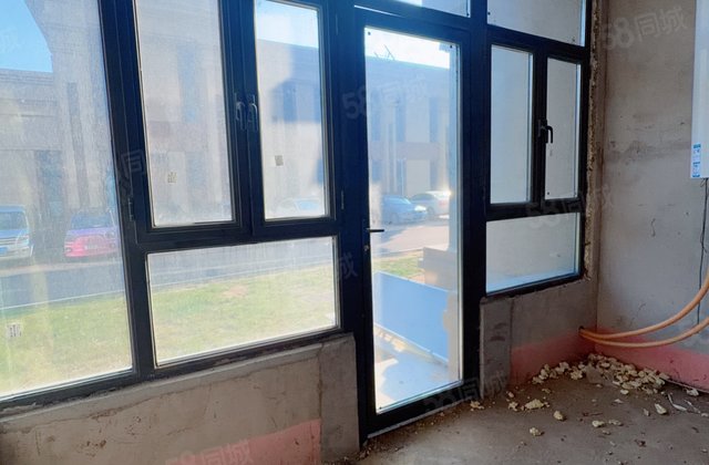 恒大天悦3室2厅135㎡46.8万二手房图片