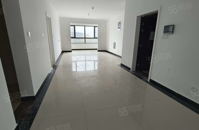 公园旁 六中 高端小区 大四室 带车位送储 临星光珺园