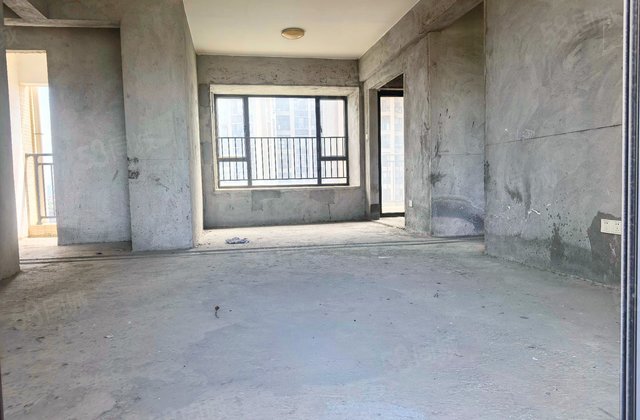 信鸿熙岸5室2厅137.58㎡115万二手房图片