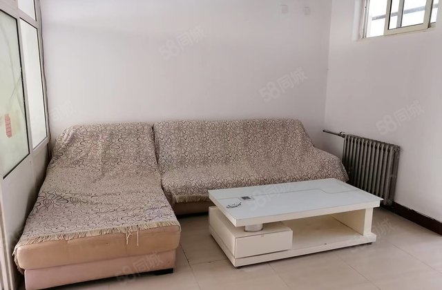 急卖 低密宜居 车位充足 医疗配套成熟 朝南 真实有效