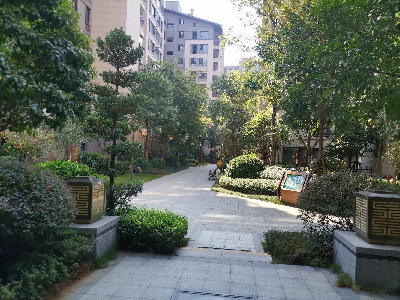 兴进漓江郡府香桂府3室2厅2卫116㎡南北115万