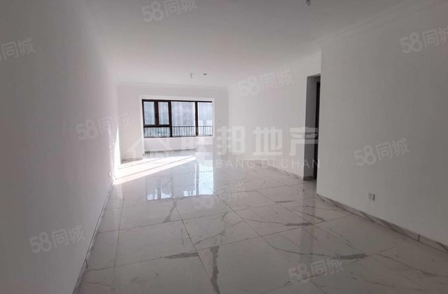 新房子一天未住，国岳府精装修四室的房子着急卖