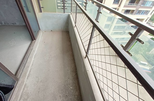 江语城3室2厅90㎡35.8万二手房图片