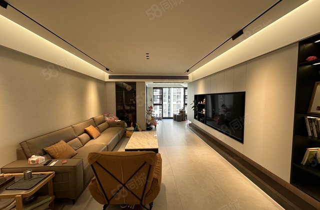 联泰香域滨江3室2厅138.19㎡182万二手房图片