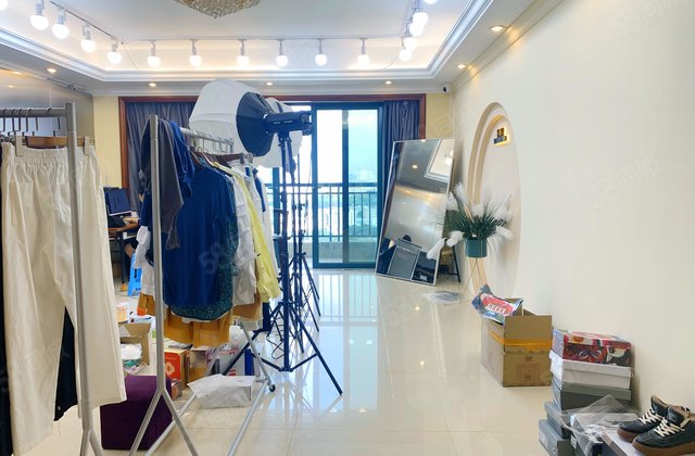 恒大绿洲4室2厅255.76㎡960万二手房图片