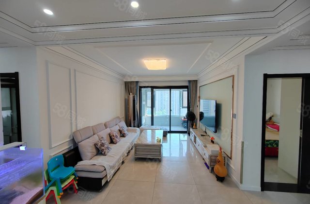 10楼东边户 真实在售 急卖 三叶草 精装 锦绣学府