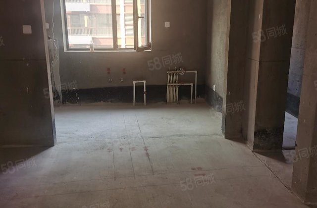 湖畔铭居3室2厅128㎡139万二手房图片