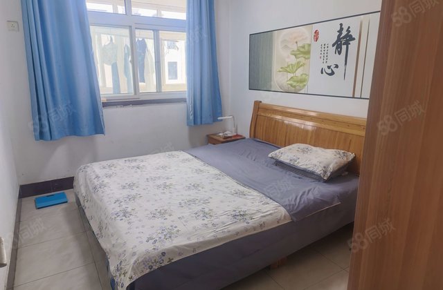 文轩中学附近，外国语，一中 单位家属院 停车方便，送地大下室