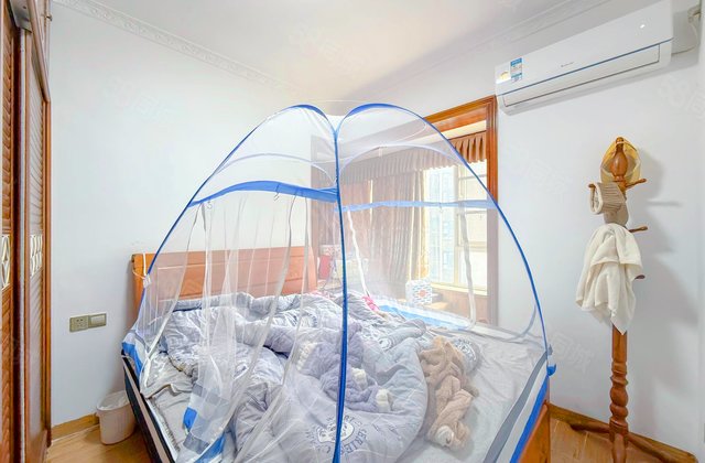 绿地国际花都三期3室2厅100.84㎡108万二手房图片