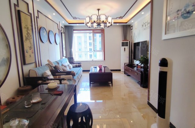 民生凤凰城2号院  带车位和储藏室 精装修 三室 ！