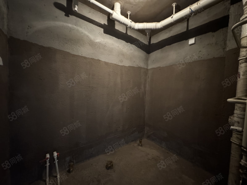 君正长河华府3室2厅1卫122.5㎡南北95万