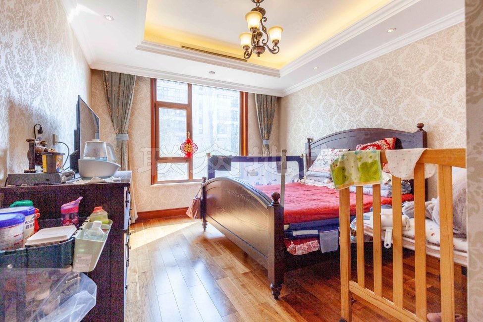 興創(chuàng)屹墅2室2廳2衛(wèi)147.73㎡南北1100萬(wàn)