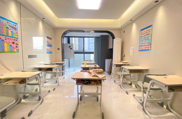 万象府3室2厅100.55㎡258万二手房图片