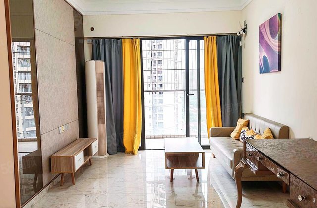 新福港鼎峰3室2厅90.24㎡120万二手房图片