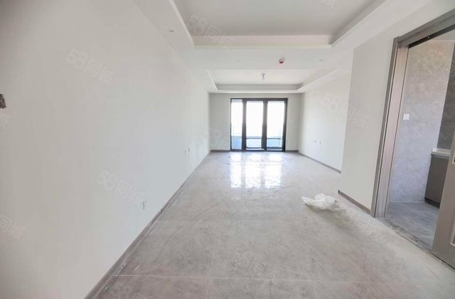 新房未住 翰林天悦新出房源 急售 三室 送车位 储藏室