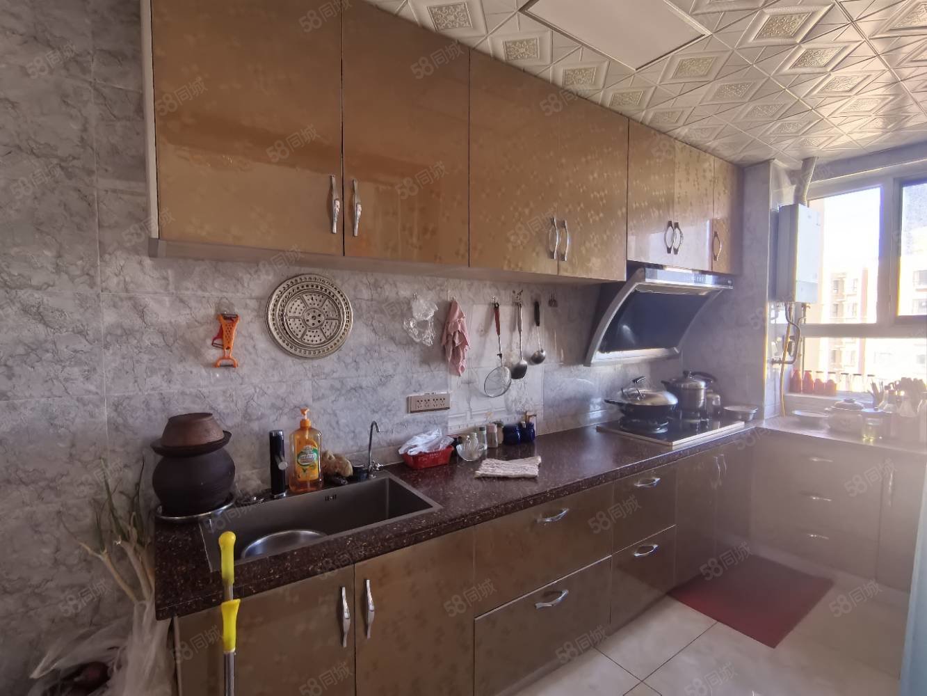 青湖铭城2室2厅1卫108㎡南北48万