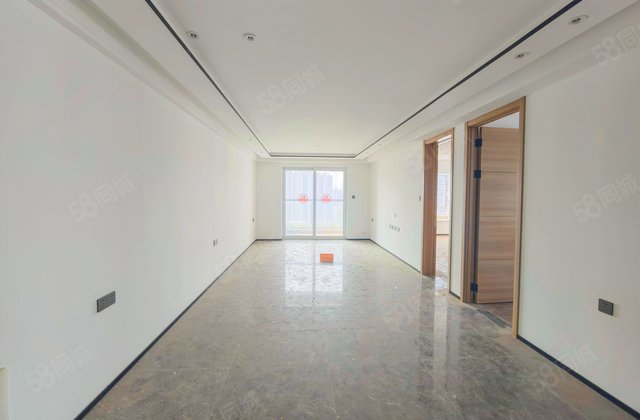 万科城市之光4室2厅133.76㎡163.5万二手房图片