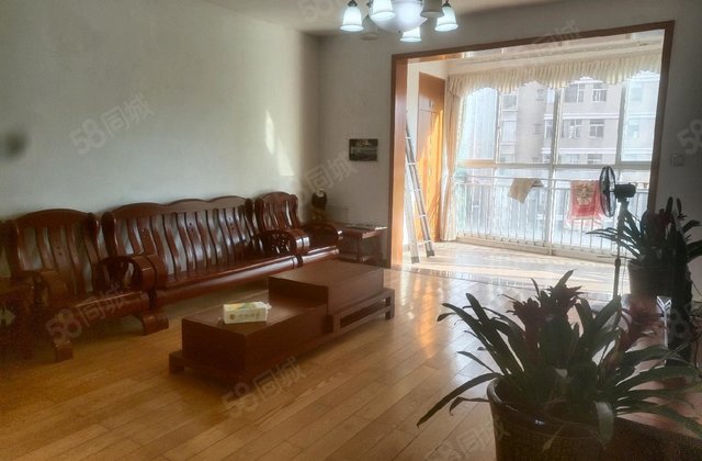 鼎馨花园3室2厅156㎡76万二手房图片