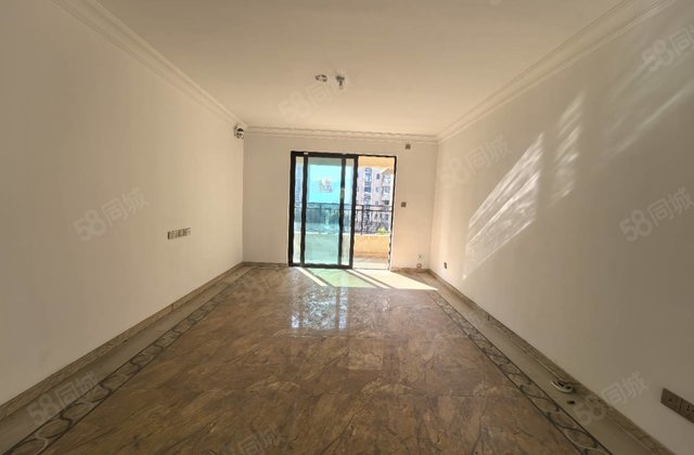 碧桂园凤凰城4室2厅131.45㎡92万二手房图片