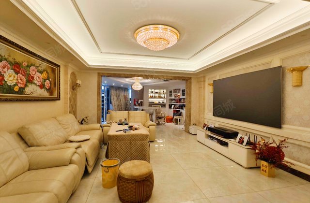 富湾国际5室2厅262.4㎡245万二手房图片