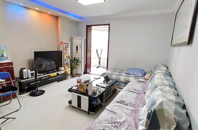 皇族名居一期1室1厅69㎡32.4万二手房图片