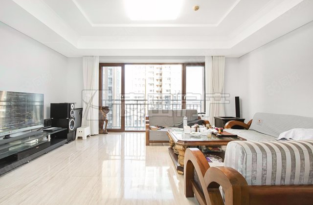 荣尊堡国际俱乐部公寓3室2厅166㎡1230万二手房图片