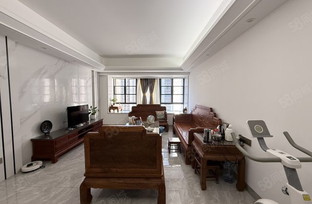 泰安御景江南(商住楼)3室2厅101㎡146万二手房图片