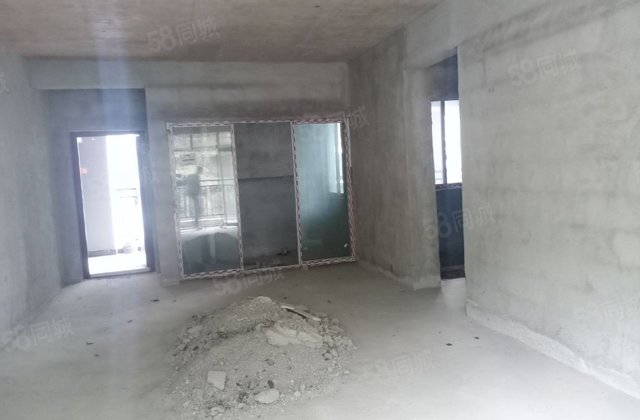 思南城北农贸市场3室2厅102㎡24.8万二手房图片