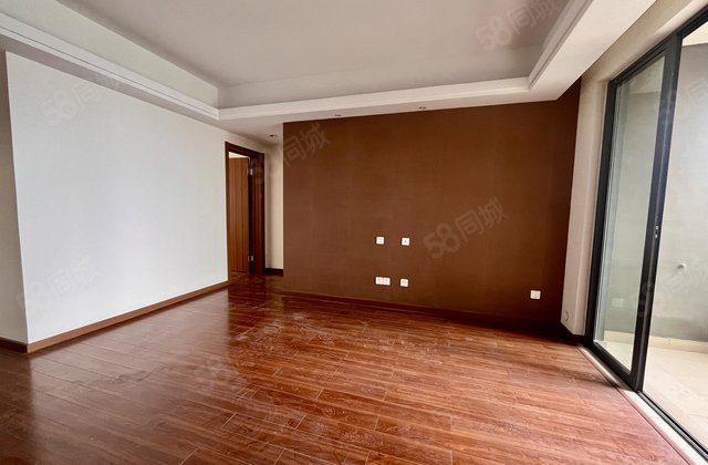 中航城(一期)3室2厅112㎡83万二手房图片