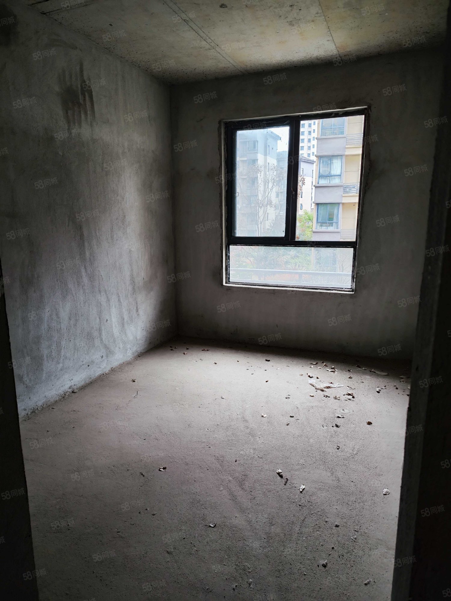 九天丽景3室2厅2卫117㎡南66.66万