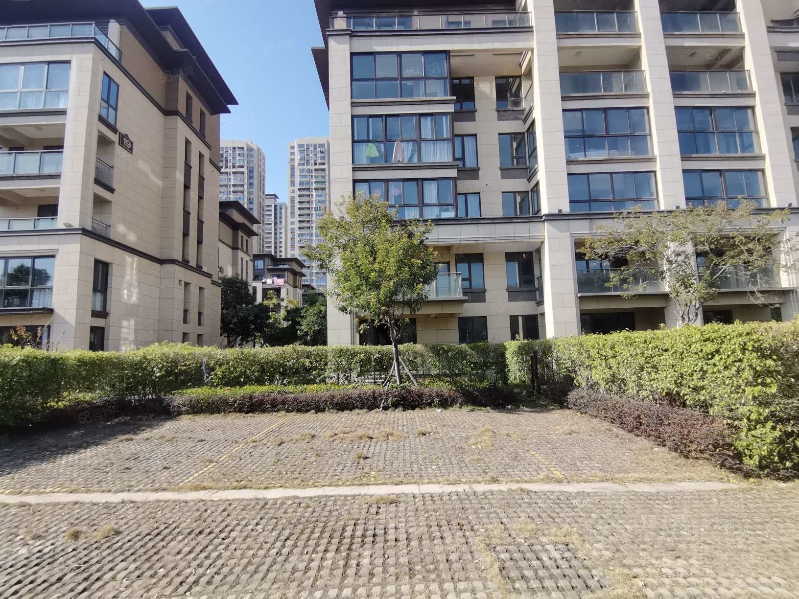 同城>福州房产信息>福州二手房>福清二手房>宏路环岛二手房>融侨锦江>