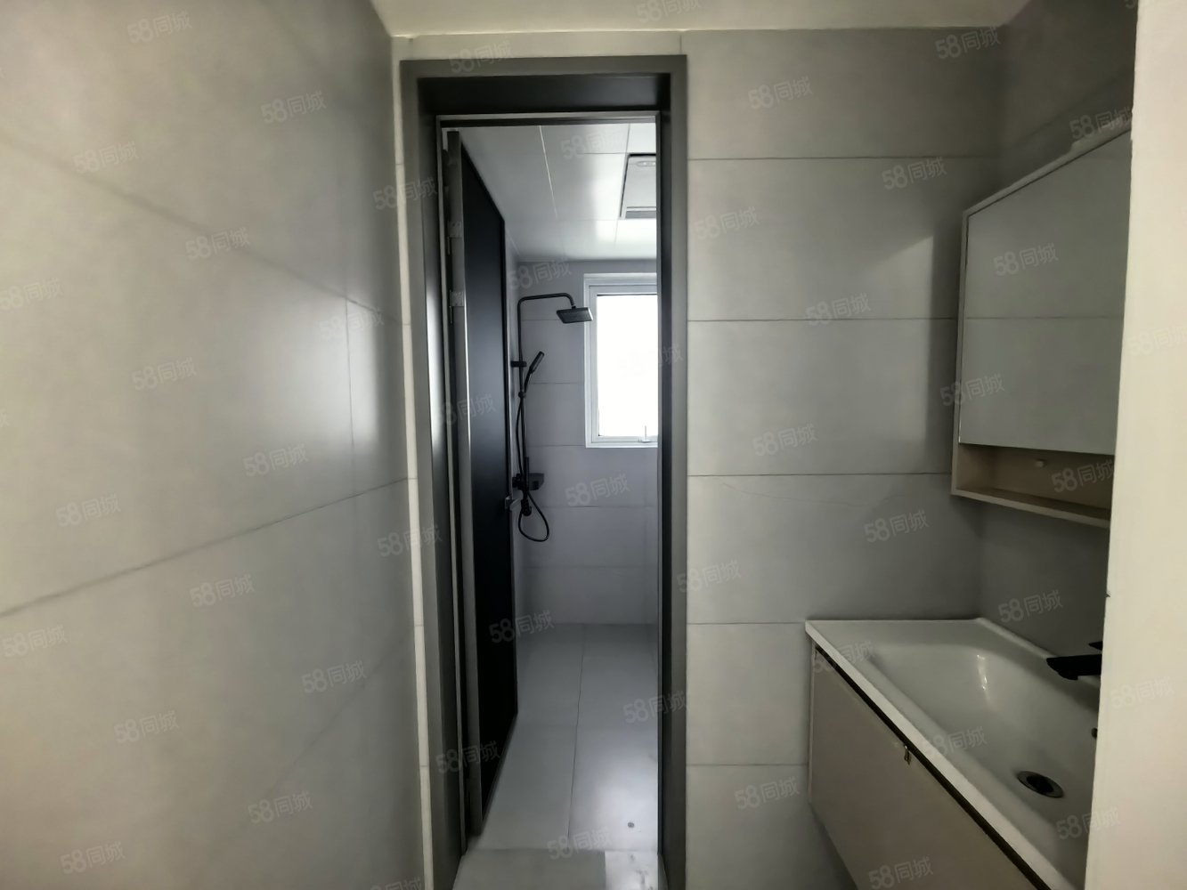 圣桦锦江天玺3室2厅2卫118㎡南北75万