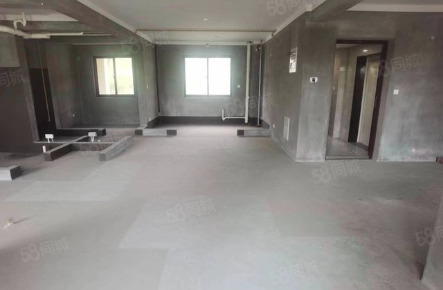 珑玥府3室2厅111.41㎡165万二手房图片