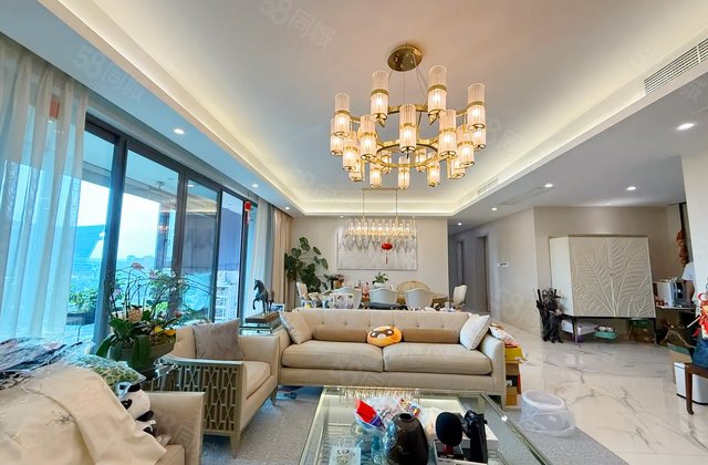 复地金融岛5室2厅226㎡1200万二手房图片