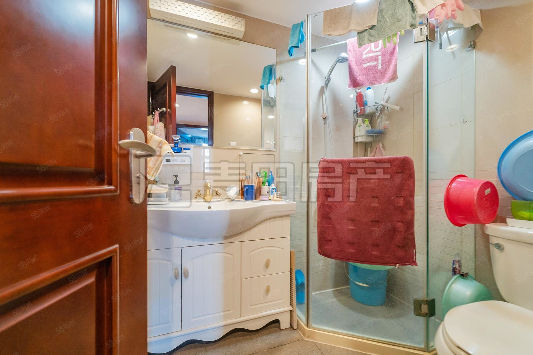 寶星華庭4室2廳3衛(wèi)203.78㎡南北1198萬