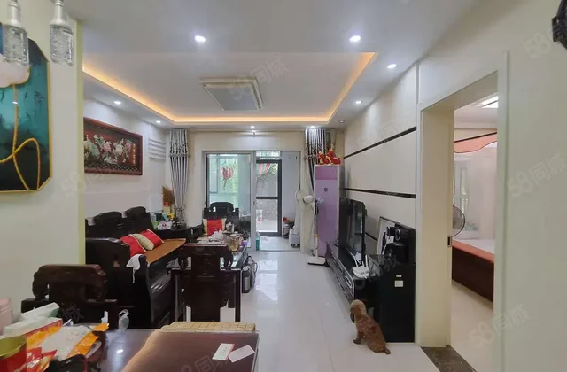 一楼带院40平 徒骇河畔 6层电梯洋房 经典三室 免大税 急