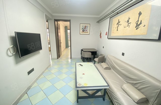 育新街 东昌中学 孝心一楼 精装修 两室朝阳 拎包入住