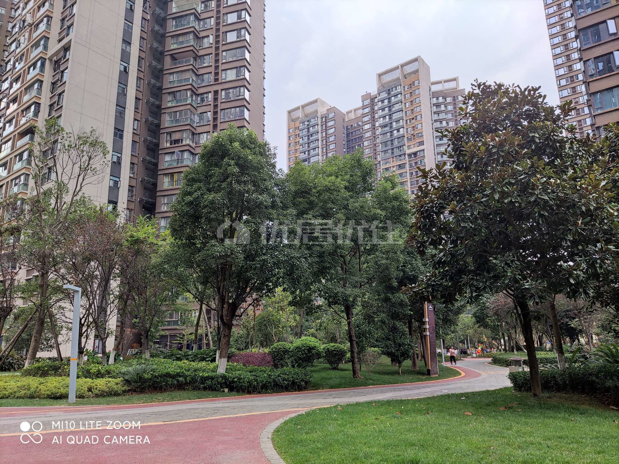 【10图】观山湖区 新世界珑璟 好房出售 临近学校,金阳新世界珑璟