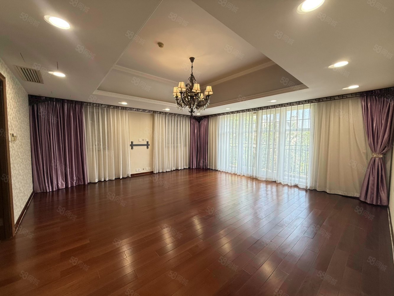 財(cái)富公館6室4廳8衛(wèi)1500㎡南北8400萬