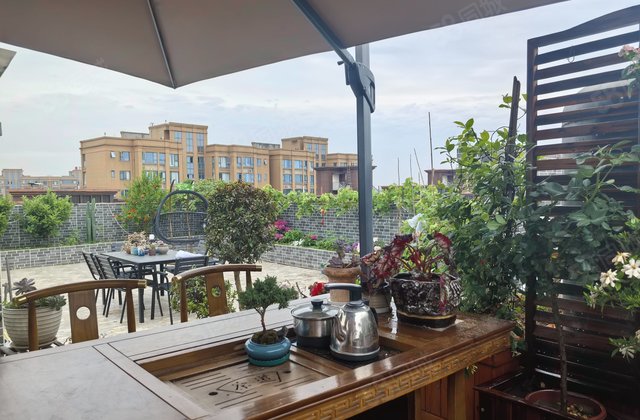 高宇南湾4室1厅139.3㎡149.8万二手房图片