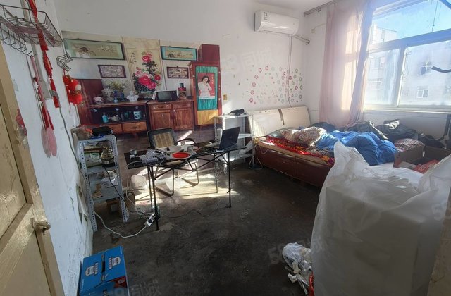 急售!东昌中学!联通公司家属院!中层!经典小户型!停车方便!